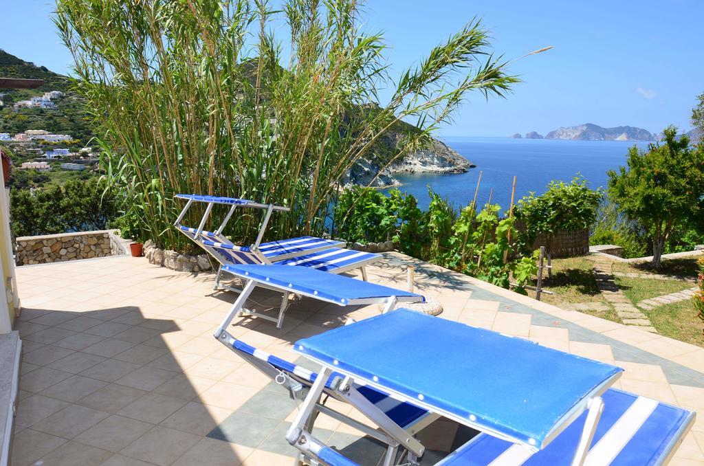 Sunset Village Ponza Rum bild